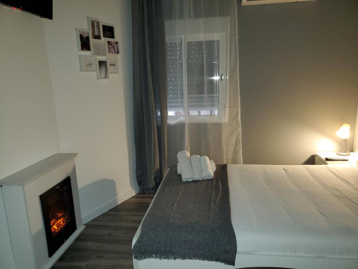 Intimo Y Acogedor "Algunos" Con Banera Hidromasaje Valência Exterior foto
